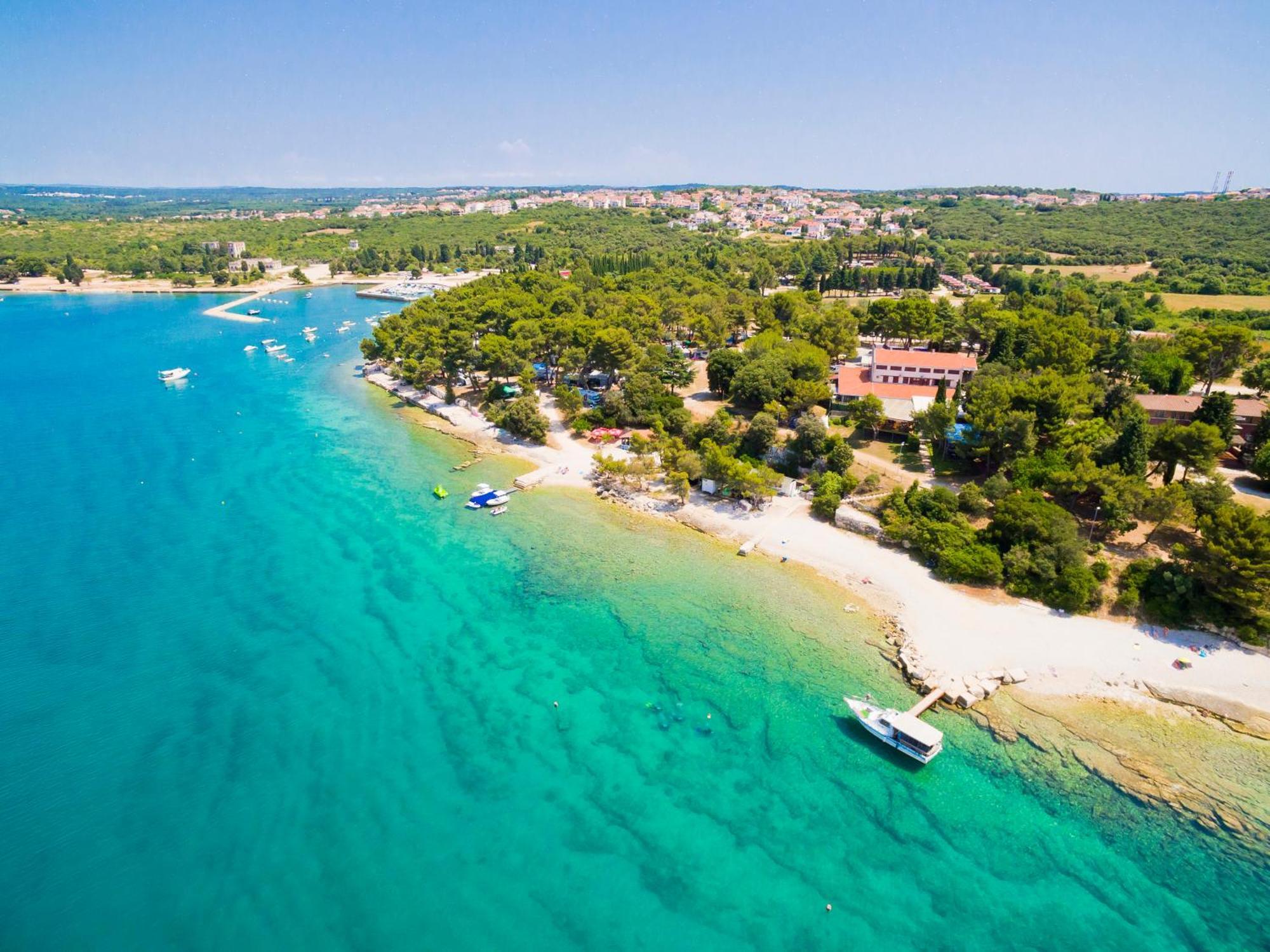 Happy Camp Mobile Homes In Brioni Sunny Camping Štinjan Exterior foto